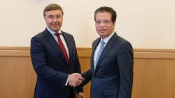 Đại sứ Đặng Minh Khôi gặp làm việc với Bộ trưởng Khoa học và Giáo dục Đại học LB Nga