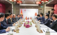 Thủ tướng Nhật Bản mong muốn phối hợp với Việt Nam xử lý thách thức khu vực và toàn cầu