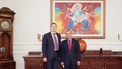 Đại sứ Nguyễn Anh Tuấn chào từ biệt lãnh đạo Bộ Ngoại giao Ukraine
