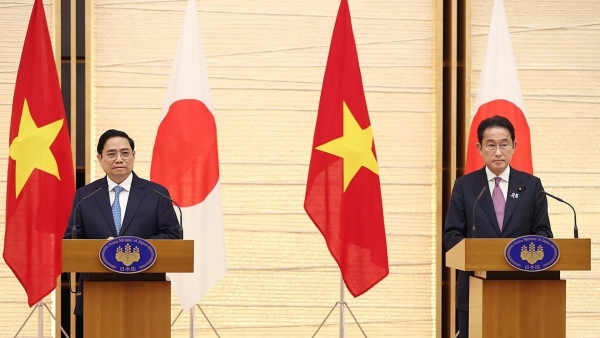 Tuyên bố chung Hướng tới một giai đoạn mới của quan hệ Đối tác Chiến lược Sâu rộng Việt Nam-Nhật Bản vì Hoà bình và Thịnh vượng ở châu Á