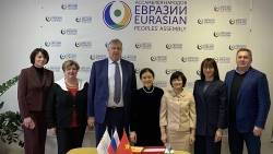 Thúc đẩy hợp tác giao lưu nhân dân với thành phố Saint Petersburg và Hiệp hội nhân dân Á-Âu