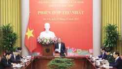 Chủ tịch nước Nguyễn Xuân Phúc chủ trì Phiên họp thứ nhất Hội đồng Quốc phòng và An ninh