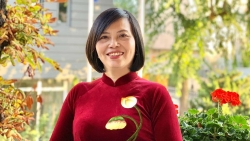Đại sứ Nguyễn Thị Bích Thảo gửi thư chúc mừng Giáng sinh và Năm mới 2022 đến cộng đồng người Việt tại Hungary