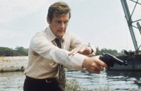 “Điệp viên 007” Roger Moore qua đời vì ung thư