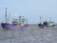 11 ngư dân trên tàu cá đang trôi dạt ở vùng biển Hoàng Sa