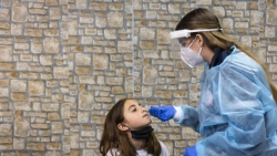 Chuyên gia y tế Israel: Đóng cửa trường học là một sai lầm, cần tiêm vaccine bổ sung