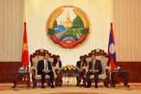 Chủ tịch nước hội kiến Thủ tướng và Chủ tịch Quốc hội Lào