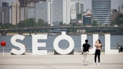 Hàn Quốc bắt đầu giãn cách xã hội mức cao nhất ở thủ đô Seoul