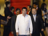Tổng thống Philippines “lấy làm tiếc” vì xúc phạm ông Obama
