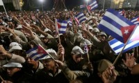 Cuba: Hàng trăm nghìn người tuần hành tưởng nhớ lãnh tụ Fidel Castro