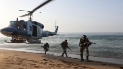 Iran tập trận quy mô lớn trên Biển Oman, sẵn sàng chiến đấu với mọi kẻ thù