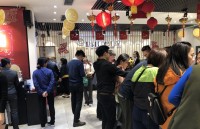 Valentine trùng ngày Thần tài: Hoa ế ẩm, vàng bội thu