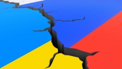 Chưa kịp phục hồi, chuỗi cung ứng toàn cầu lại 'hứng đòn' từ xung đột Nga-Ukraine