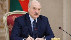 Lo ngại tình huống xấu nhất, Tổng thống Belarus ký sắc lệnh về chuyển giao quyền lực
