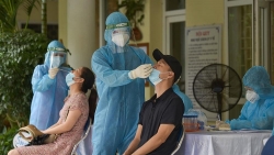 Covid-19 ở Việt Nam sáng 9/9: Số ca khỏi bệnh tăng; tiêm mũi 1 Moderna có thể tiêm mũi 2 Pfizer; TP. Hồ Chí Minh cho phép quán ăn uống bán mang đi