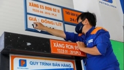 Từ 15h ngày 25/12, giá xăng, dầu bán lẻ tăng trở lại