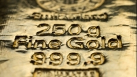 Giá vàng hôm nay 26/5: Giá vàng thế giới gãy nhịp tăng, thị trường vẫn chưa tạo đáy; vì sao SJC giảm mạnh?
