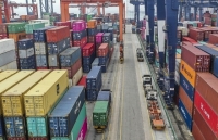 Bất chấp căng thẳng thương mại, xuất khẩu của Trung Quốc vẫn tăng vượt dự báo