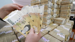 Hàn Quốc lập quỹ hơn 16 tỷ USD thúc đẩy phục hồi kinh tế, Thái Lan chi 1,4 tỷ USD phát tiền mặt cho người dân