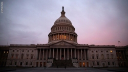 Hạ viện Mỹ thông qua dự luật để ngăn chặn việc Chính phủ đóng cửa