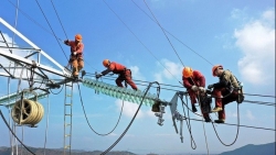 Trung Quốc: Khủng hoảng Evergrande chưa qua, cú sốc năng lượng đã tới