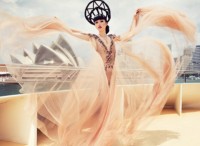 Show thời trang ấn tượng trên boong tàu
