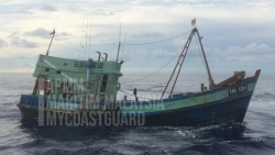 Đề nghị Malaysia đối xử nhân đạo với ngư dân tàu cá Việt Nam bị bắt giữ