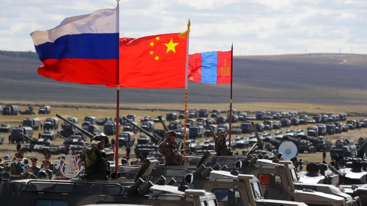 Trung Quốc dự tập trận tại Nga, Mỹ nói gì?