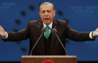 Tổng thống Thổ Nhĩ Kỳ được bầu làm Chủ tịch đảng AKP cầm quyền