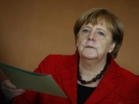 Hơn 50% người Đức muốn bà Merkel tranh cử lần 4