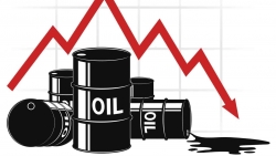 Giá dầu thế giới tiếp tục giảm nhanh tuần thứ 2 liên tiếp, chớ vội mừng!