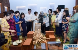 Nhóm AWCH tìm hiểu về các sản phẩm chăm sóc sức khỏe từ thảo dược của Việt Nam