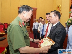 Đoàn Trưởng Cơ quan đại diện Việt Nam ở nước ngoài nhiệm kỳ 2020-2023 làm việc với Lãnh đạo Bộ Công an