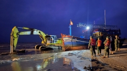 Bộ đội biên phòng Quảng Trị kịp thời cứu hộ thành công tàu đánh cá bị nạn trên biển