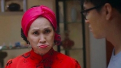 Thương ngày nắng về: NSND Lan Hương gây cười với thời trang mẹ chồng xanh đỏ