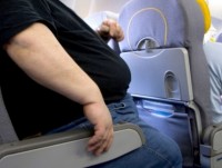 Mất oan 3 triệu khi đi máy bay vì thừa cân, "lấn chiếm" chỗ người bên cạnh