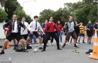 Cảm động với clip sinh viên New Zealand nhảy Haka tưởng niệm nạn nhân vụ xả súng
