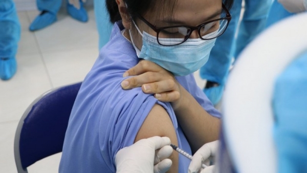 Việt Nam đảm bảo an toàn cao nhất trong tiêm chủng vaccine Covid-19