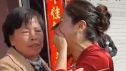 Trung Quốc: Mẹ chồng nhận ra cô dâu chính là con đẻ đã mất tích ngay tại lễ cưới