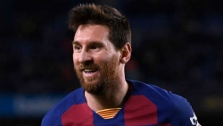 Chuyển nhượng cầu thủ: Messi đồng ý gia hạn 2 năm với Barca; Man Utd hỏi mua Dusan Vlahovic; Real Madrid chiêu mộ Marquinhos