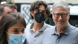 Tỷ phú Bill Gates lần đầu xuất hiện công khai sau tuyên bố ly hôn