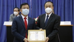 Covid-19: Lào đánh giá cao sự hỗ trợ của Đoàn chuyên gia y tế Việt Nam