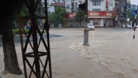 Dự báo thời tiết đêm nay và ngày mai (26-27/5): Hà Nội, Tây Nguyên, Nam Bộ đêm mưa vừa mưa to; Bắc Bộ mưa to đến rất to; Trung Bộ nắng nóng