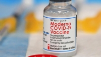 Moderna thử nghiệm vaccine tích hợp phòng ngừa Covid-19 và bệnh cảm cúm
