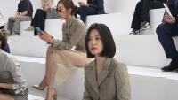 Nhan sắc mặn mà của Song Hye Kyo tại show thời trang Pháp