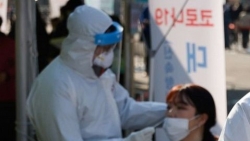 Covid-19 ở Hàn Quốc: Lần đầu tiên vượt ngưỡng 3.000 ca/ngày, tiêm vaccine cho trẻ em 2 tuổi trở lên