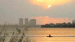 Hà Nội đẹp nao lòng khi sang Thu nhưng vắng lặng giữa mùa dịch Covid-19
