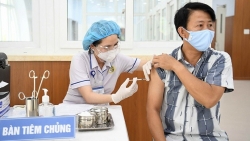 Cả nước đã tiêm trên 42,3 triệu liều vaccine Covid-19; tình hình dịch bệnh tại Quảng Bình và Phú Yên