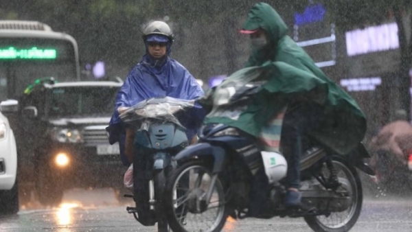 Dự báo thời tiết đêm nay và ngày mai (27-28/9): Hà Nội có mưa; ven biển, đồng bằng Bắc Bộ, Trung Bộ và Bắc Tây Nguyên mưa to đến rất to