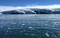 Chuyên gia lo ngại về hiện tượng băng tan kỳ lạ ở Nam Cực